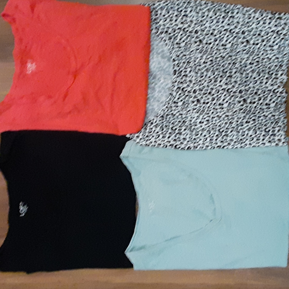 LOFT Outlet T-shirts